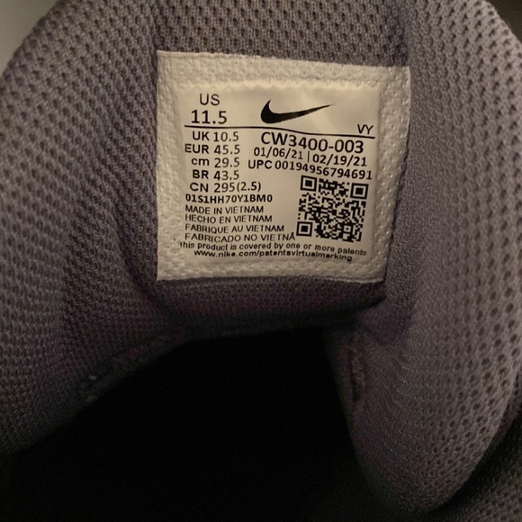 Nike 11.5 - Picture 7 of 15